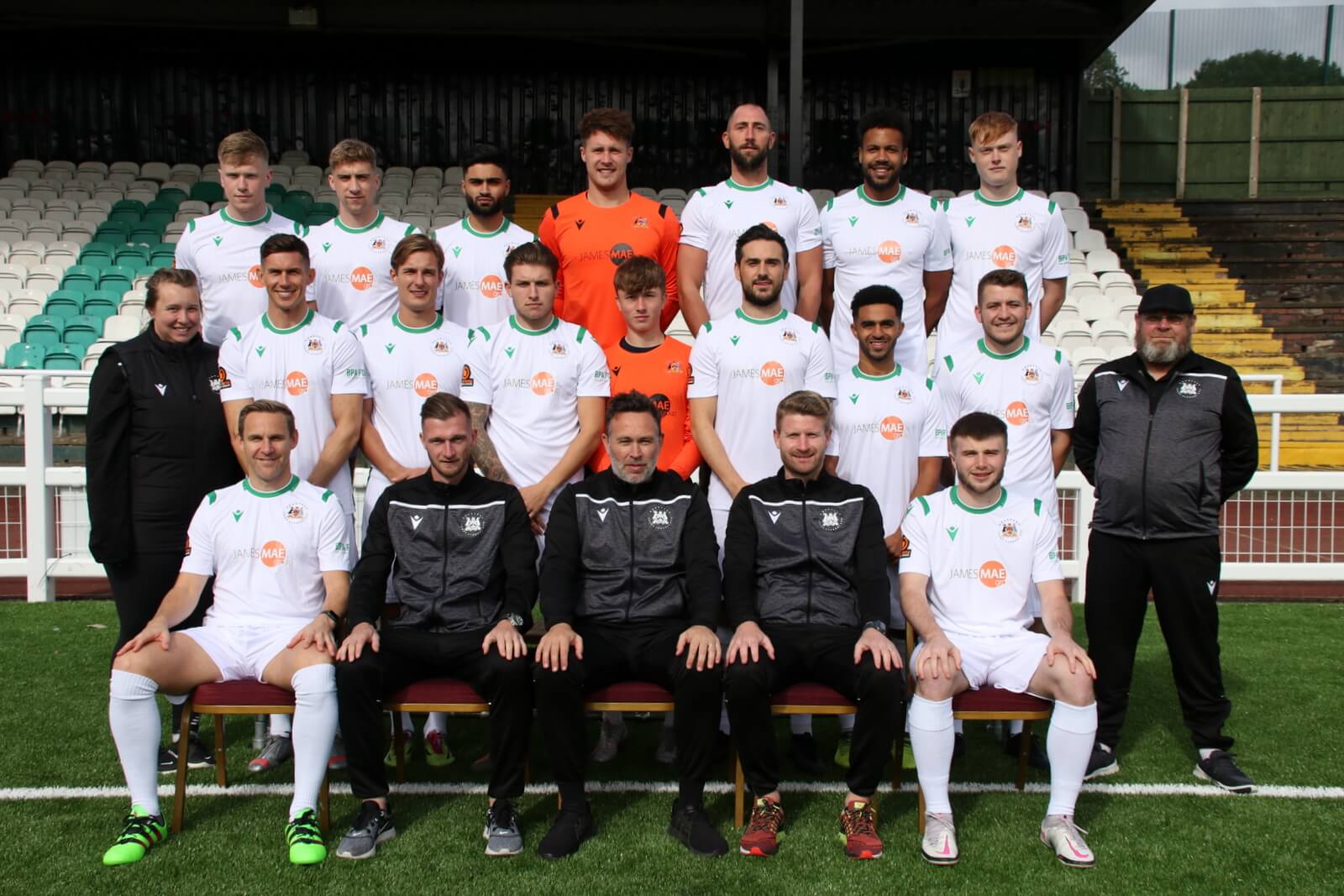 Bradford (Park Avenue) AFC News - Squad